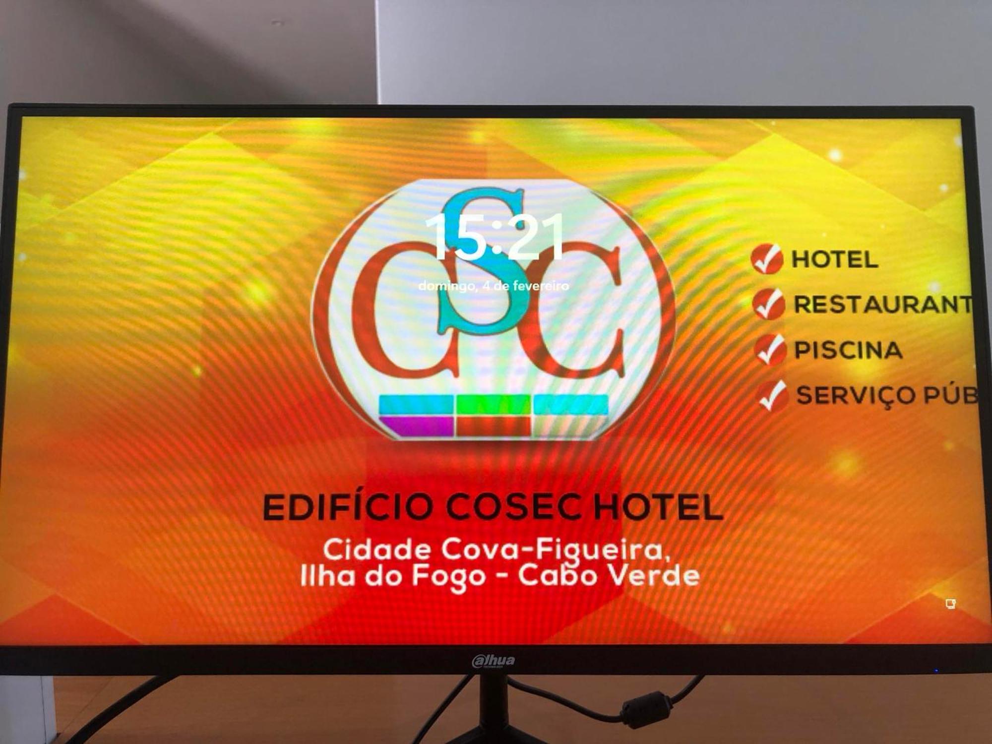 Edificio Cosec Hotel Cova Figueira Exteriér fotografie